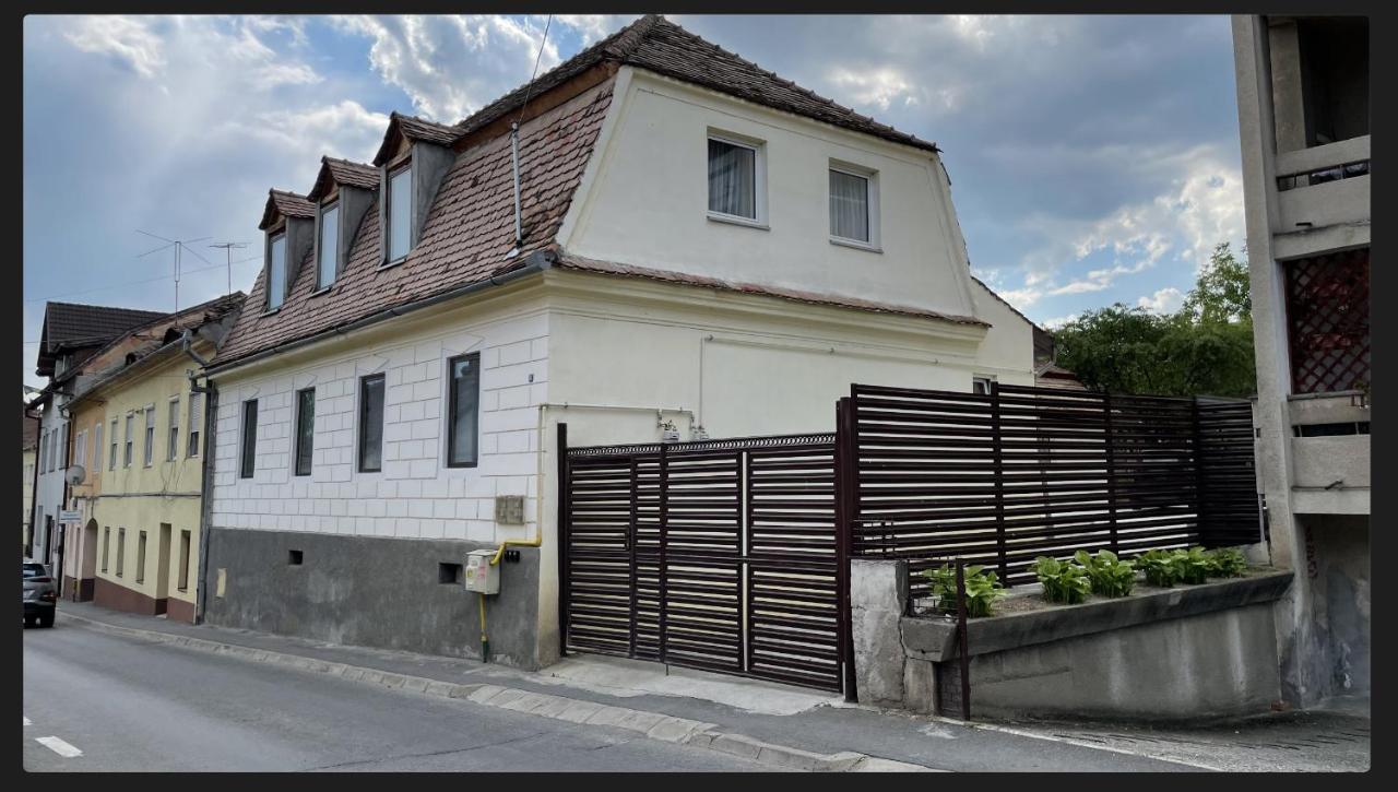 Ferienwohnung Z House Hermannstadt Exterior foto